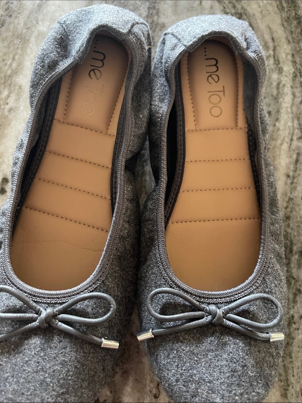 me too Gray Wool Ballet Flats with Bow Trim